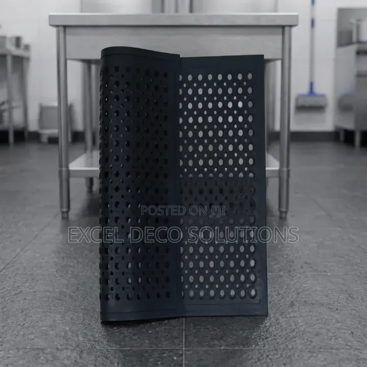 80x120cm Drainage Floor Mat for Service Spaces