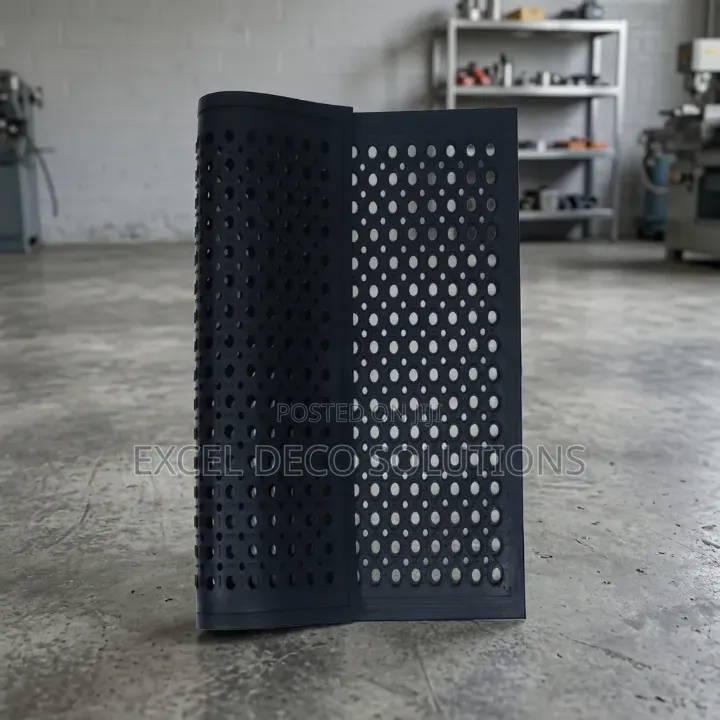 80x120cm Drainage Floor Mat for Service Spaces
