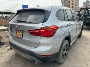 BMW X1 xDrive28i AWD 2016 Silver
