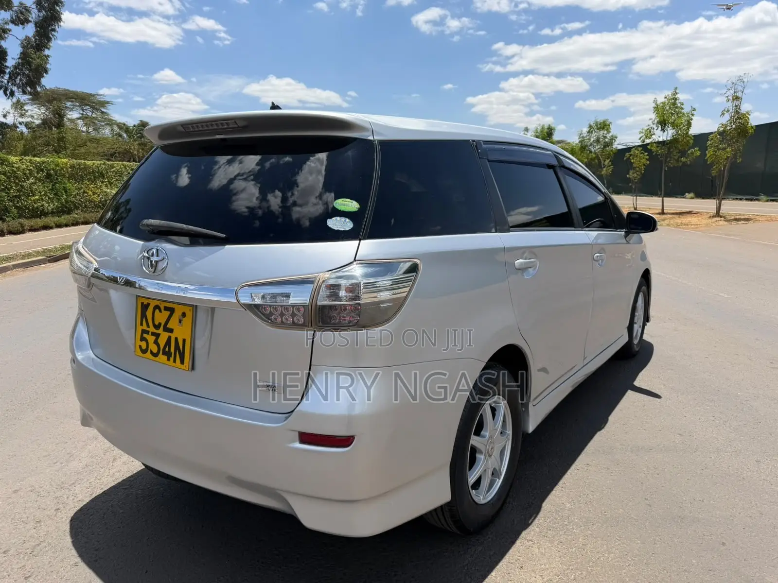Toyota Wish 2013 Silver