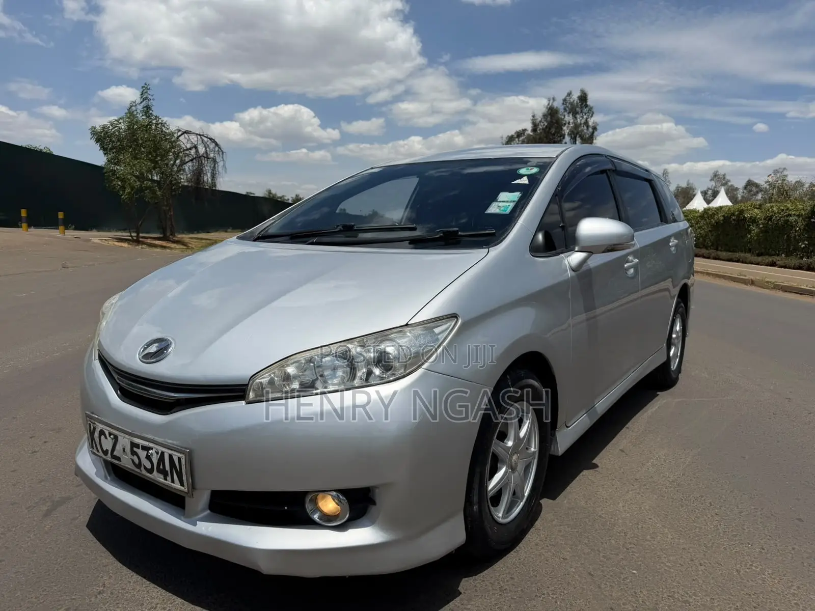 Toyota Wish 2013 Silver