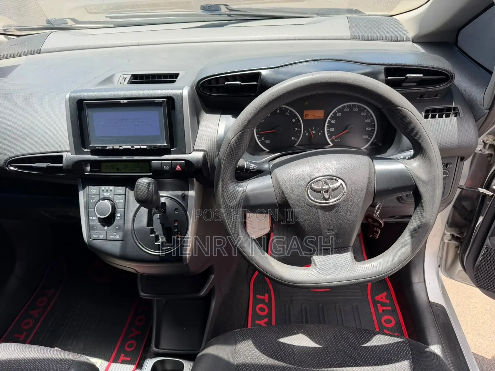 Toyota Wish 2013 Silver