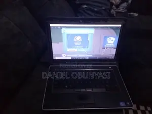 Laptop Dell Latitude E7240 4GB Intel Core i5 HDD 256GB