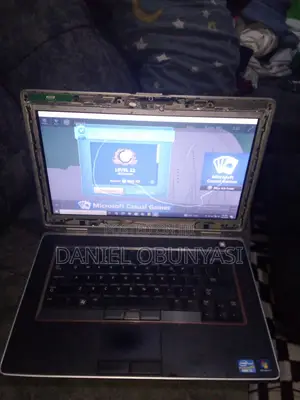 Laptop Dell Latitude E7240 4GB Intel Core i5 HDD 256GB