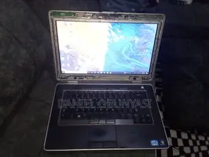 Laptop Dell Latitude E7240 4GB Intel Core i5 HDD 256GB