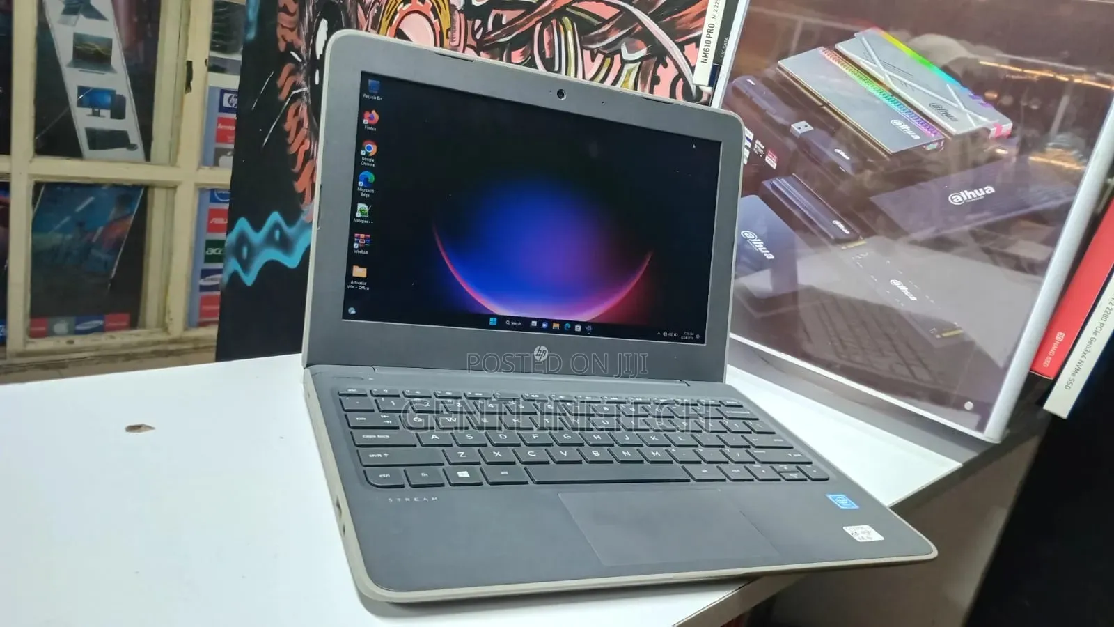 Laptop HP Stream 11 4GB Intel Celeron SSD 128GB
