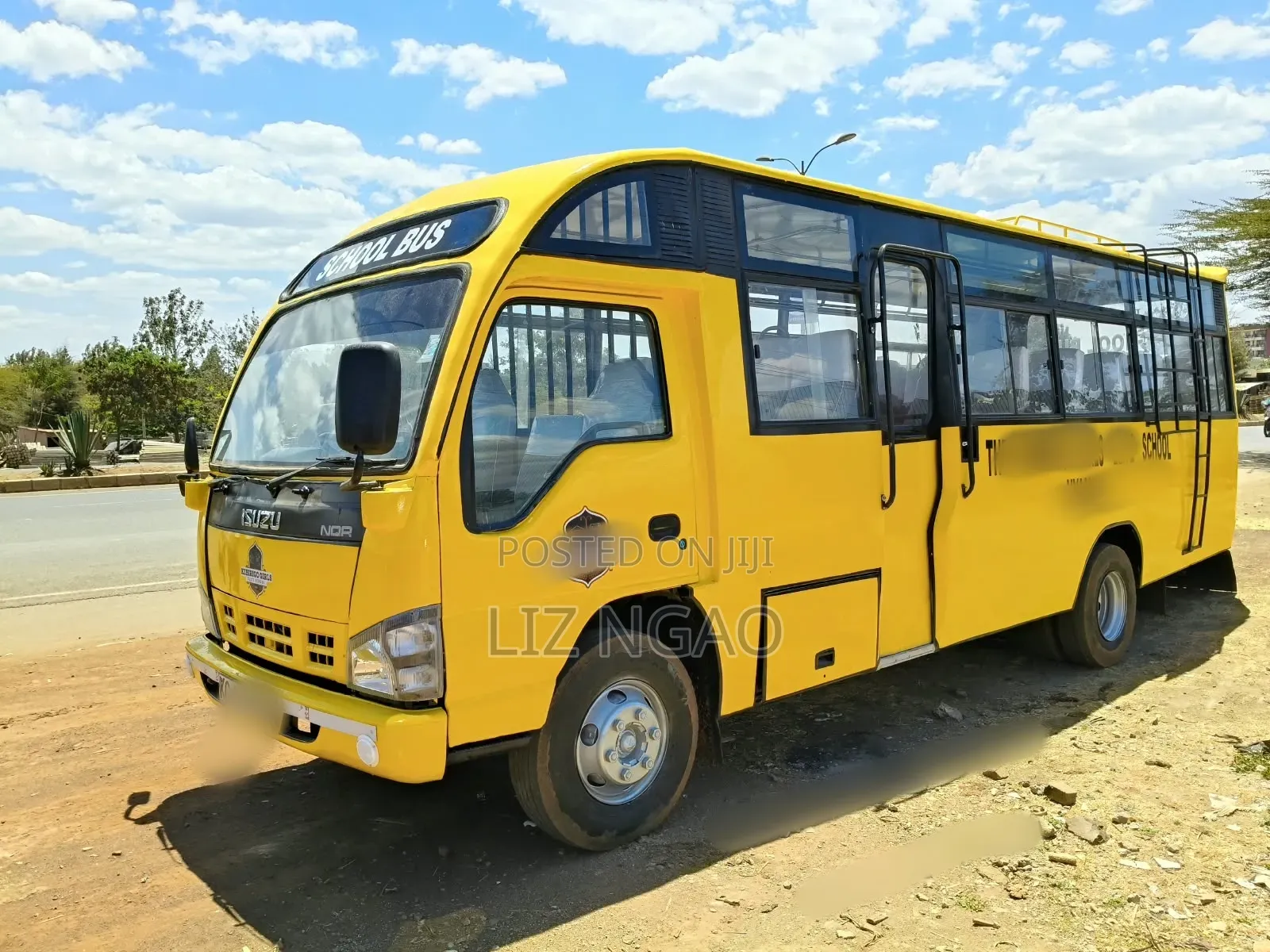 Isuzu NQR 2016 Yellow
