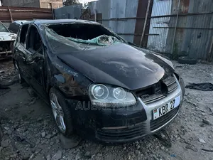 Volkswagen Golf 2006 Black