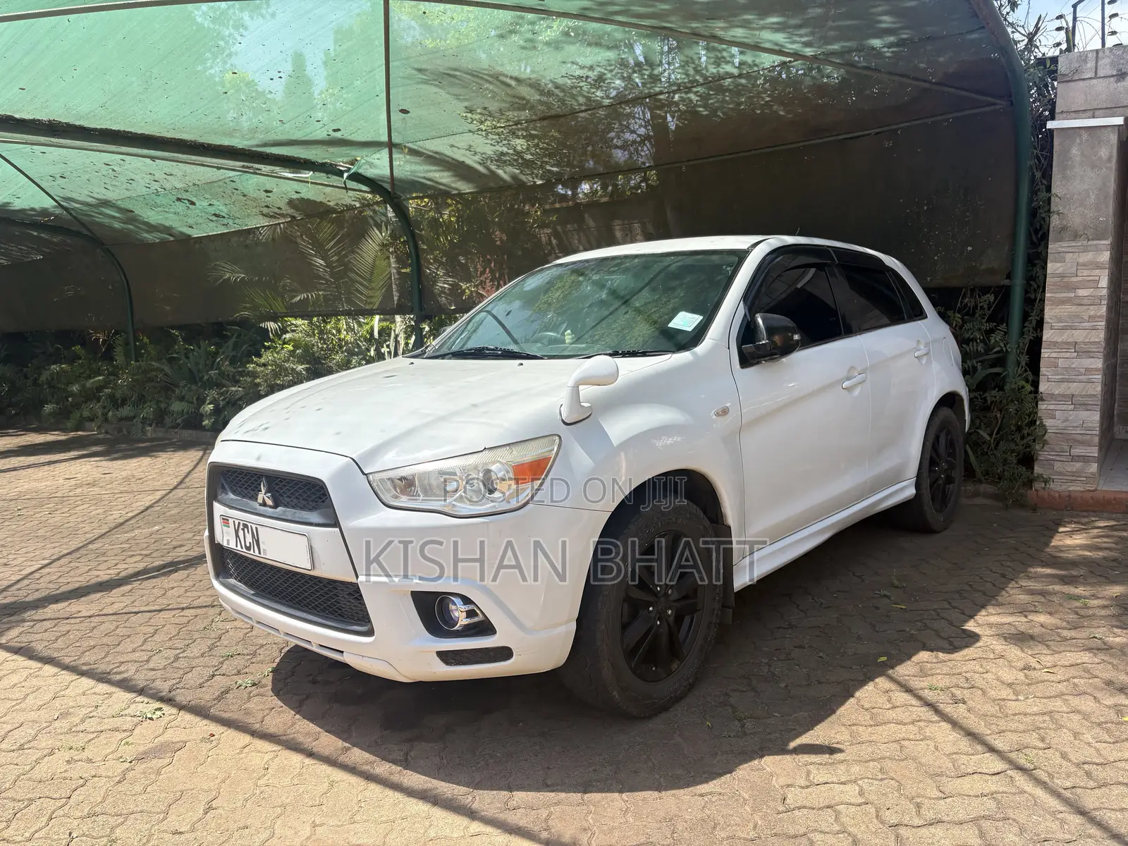 Mitsubishi RVR 2010 White