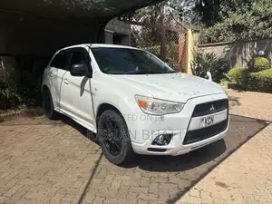 Mitsubishi RVR 2010 White