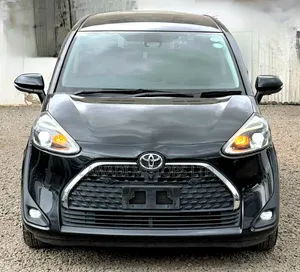 Toyota Sienta 1.5 FWD 2019 Black