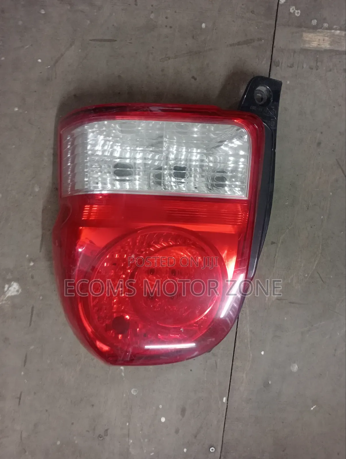 Toyota Porte 2015 Backlight