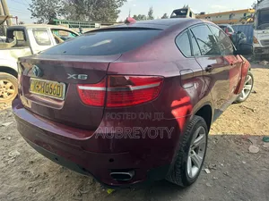 BMW X6 2010 Red