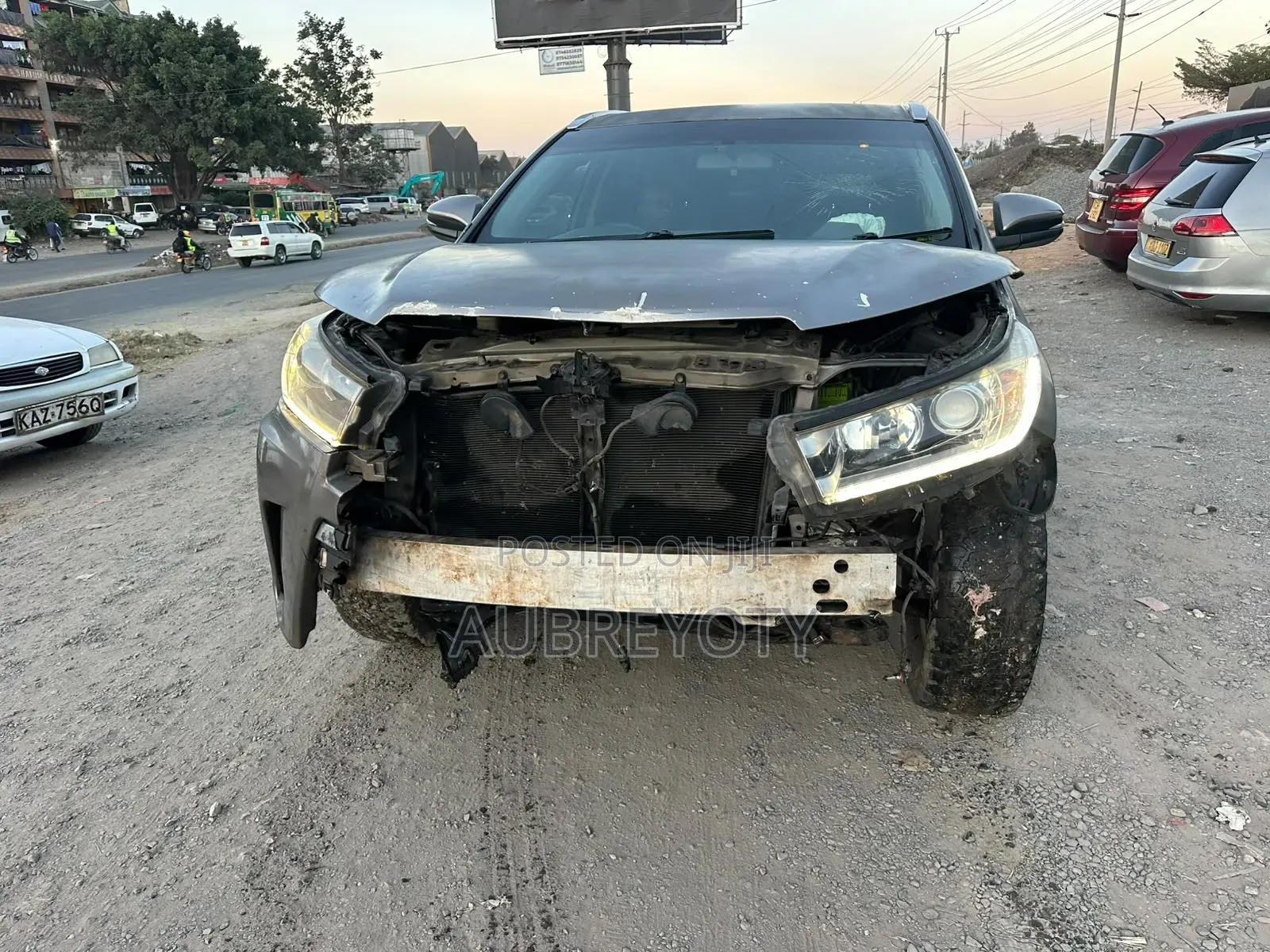 Toyota Kluger 2016 Silver