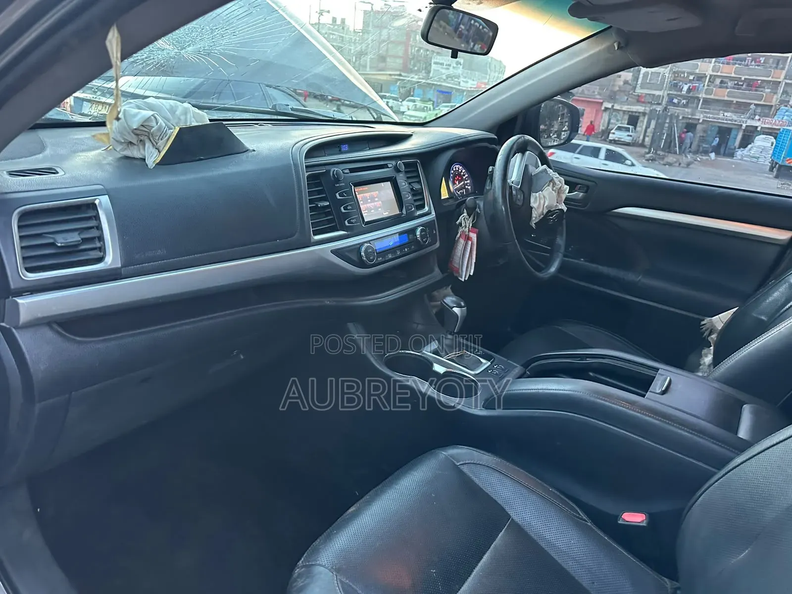 Toyota Kluger 2016 Silver