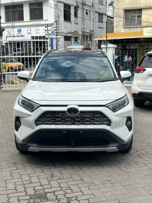 Toyota RAV4 2020 White