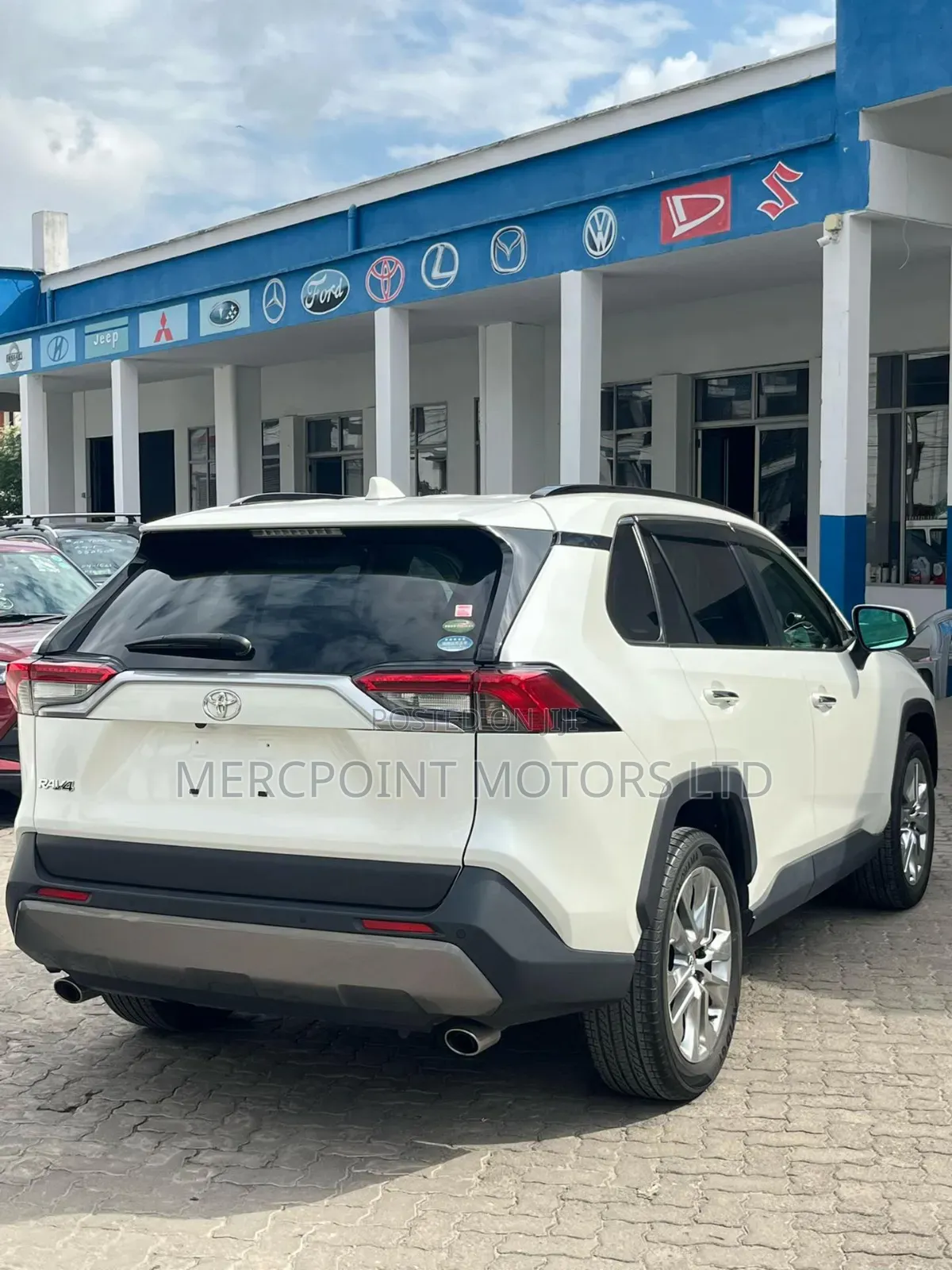 Toyota RAV4 2020 White