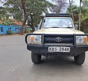 Toyota Land Cruiser 2012 Beige