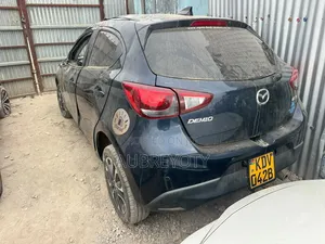 Mazda Demio 2016 Black