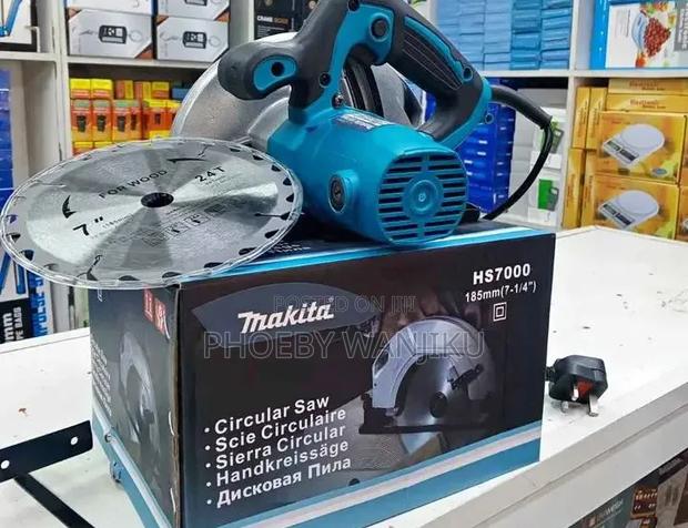 High Quality Makita Circular Saw - main view