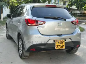 Mazda Demio 2017