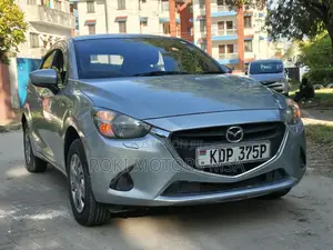 Mazda Demio 2017
