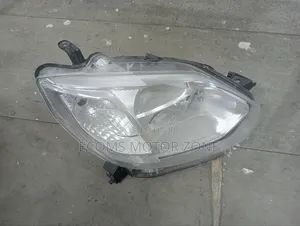 Toyota Passo 2015 Headlight