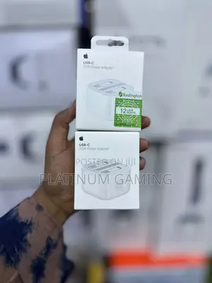 Apple Charger 20w Original With Redington Sticker -USB-C to Lightning