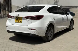 Mazda Axela 2015 White