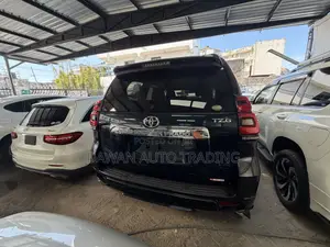 Toyota Land Cruiser Prado 2.8 2019 Black