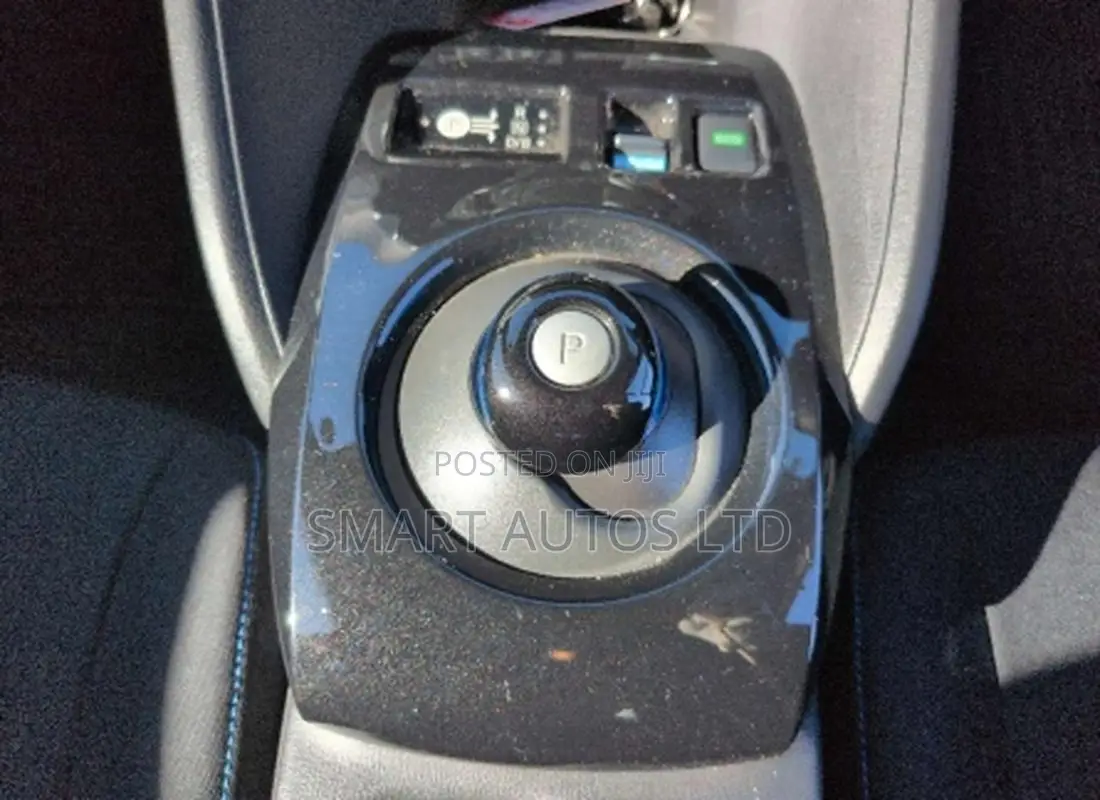 Nissan Leaf S 2020 Silver