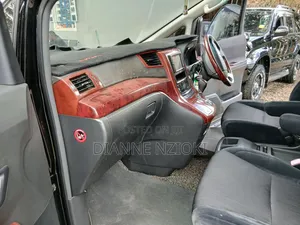 Toyota Vellfire 2010 Black