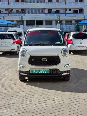 Daihatsu Cast 2019 White