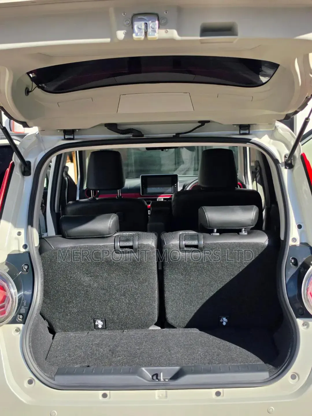 Daihatsu Cast 2019 White