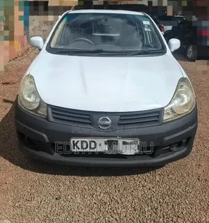 Nissan Advan 2014 White