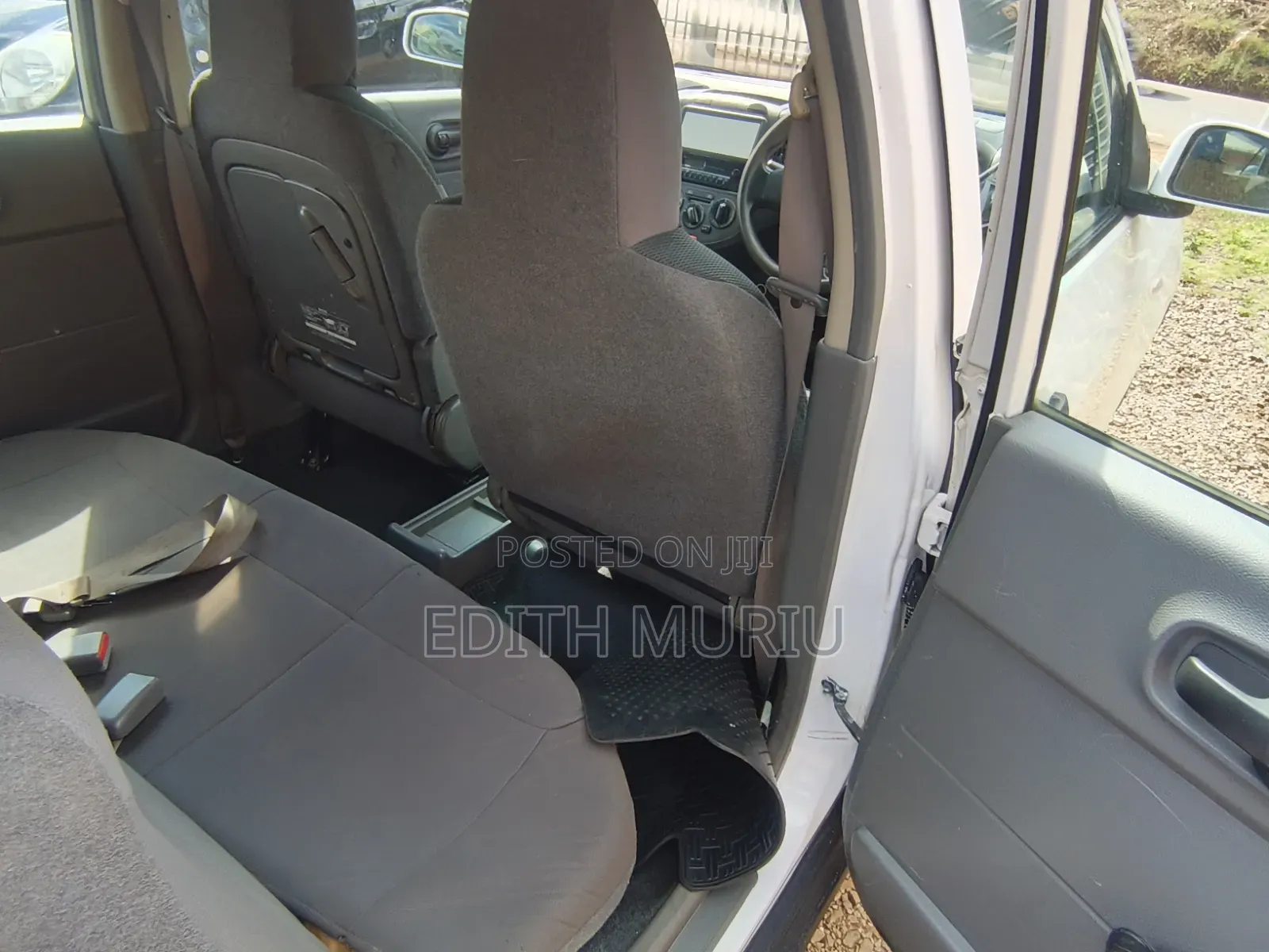 Nissan Advan 2014 White
