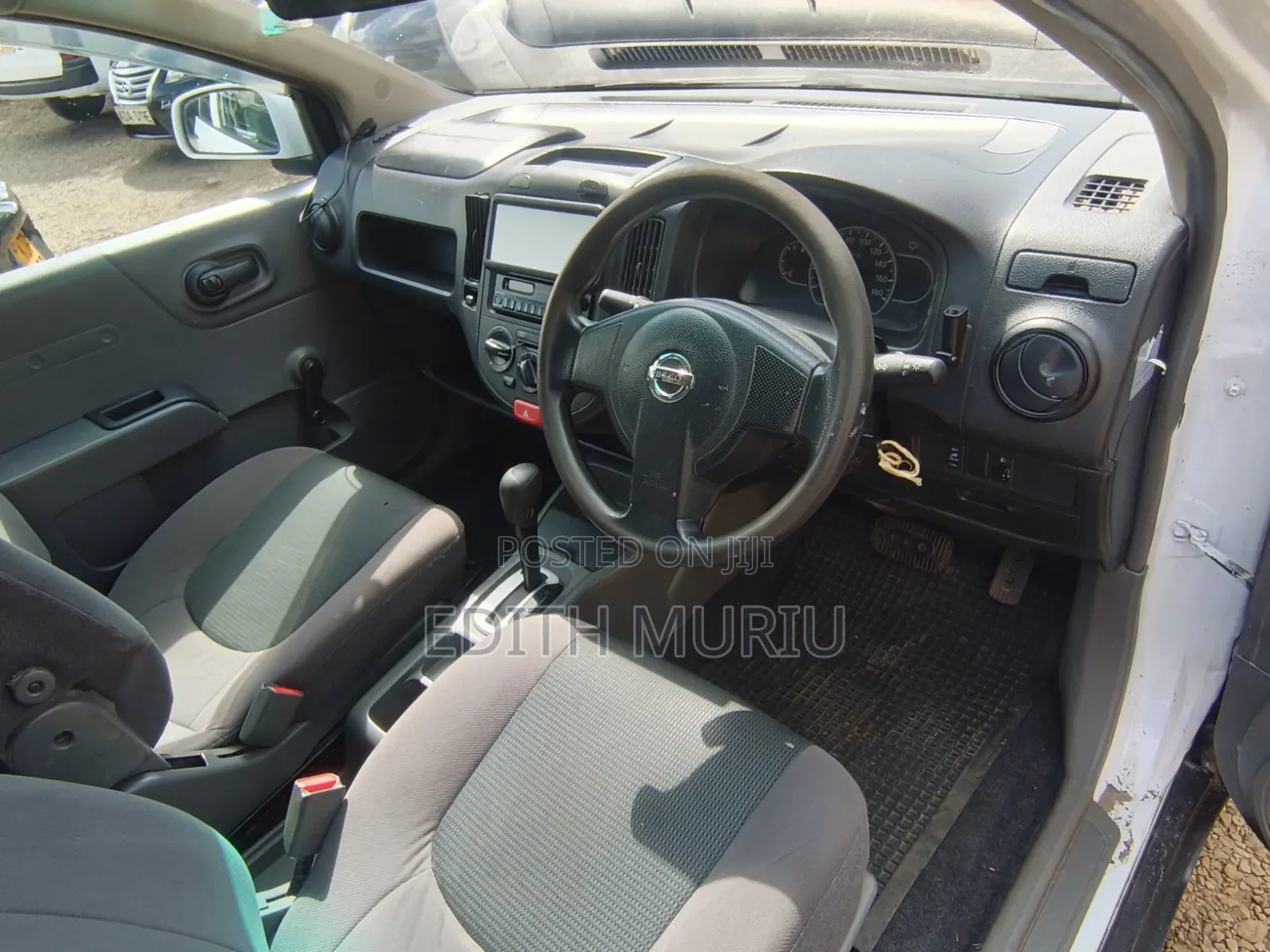 Nissan Advan 2014 White