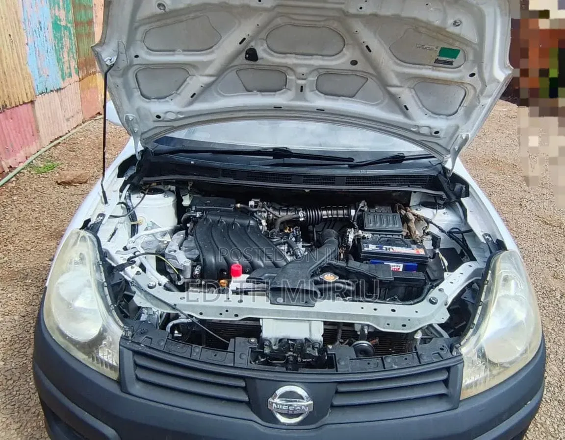 Nissan Advan 2014 White