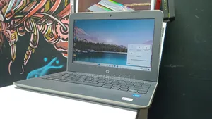 Laptop HP Stream 11 4GB Intel Celeron SSD 128GB