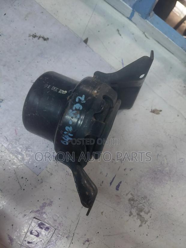 Vezel Engine Mounting - thumbnail 4