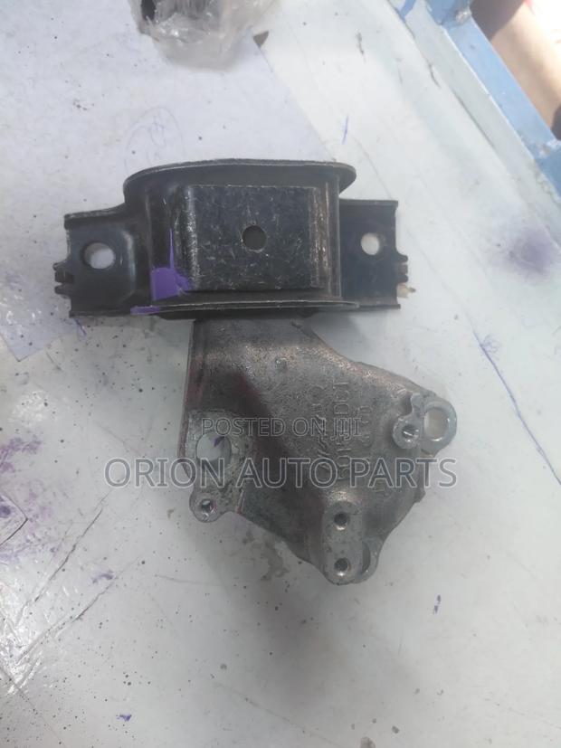 Honda Vezel Mounting - thumbnail 4
