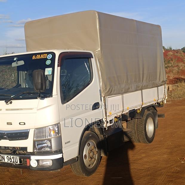 Mistubishi Fuso Canter - thumbnail 4