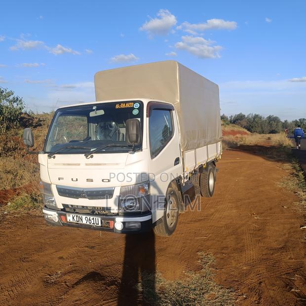 Mistubishi Fuso Canter - thumbnail 2