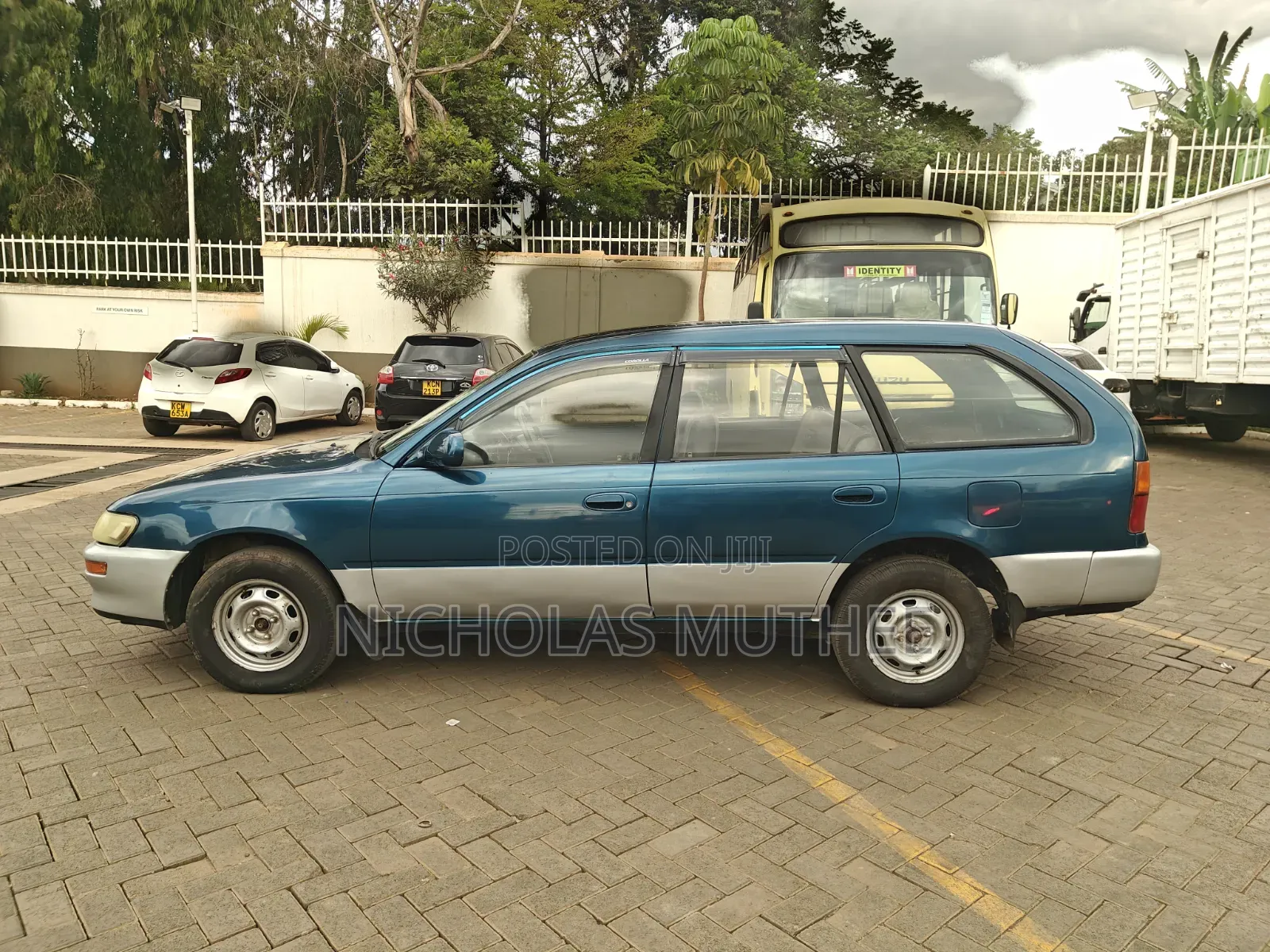 Toyota Corolla 1997 Blue