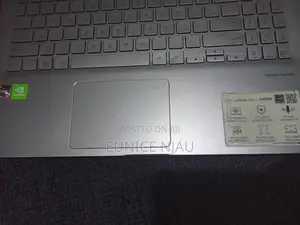 Laptop Asus 8GB AMD Ryzen 7 SSD 250GB