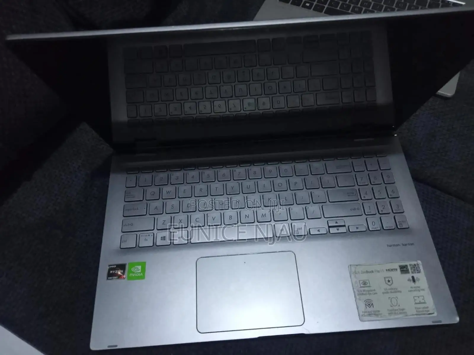 Laptop Asus 8GB AMD Ryzen 7 SSD 250GB