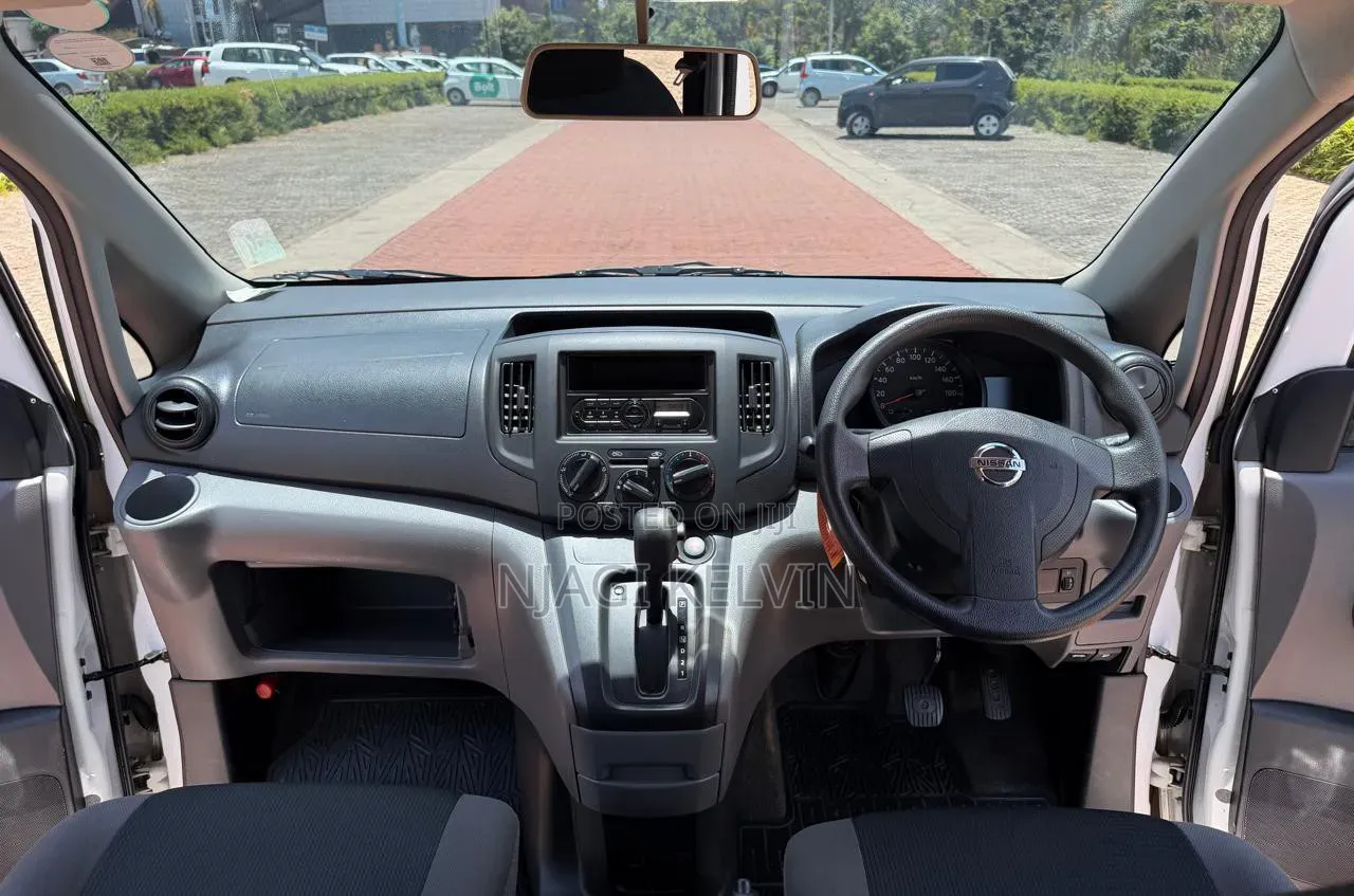 Nissan NV200 2018 White