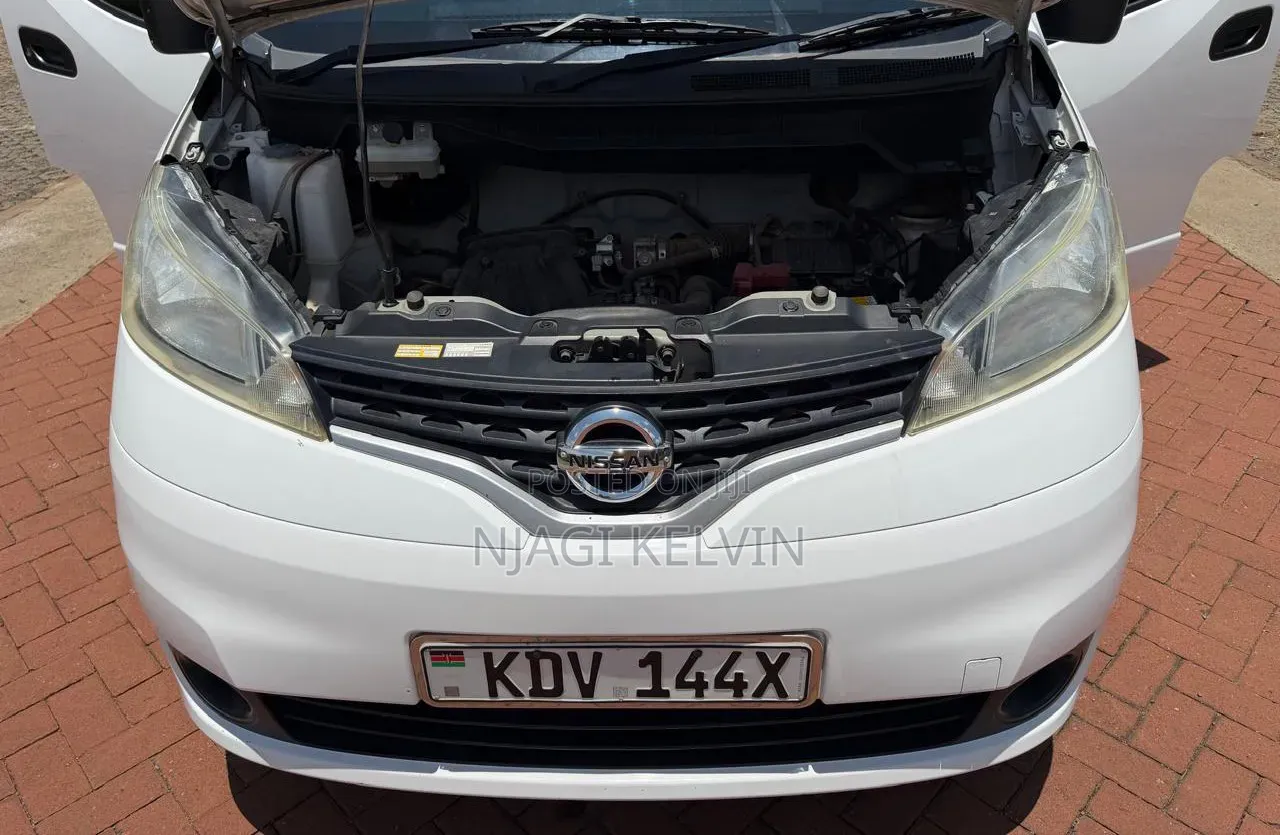 Nissan NV200 2018 White