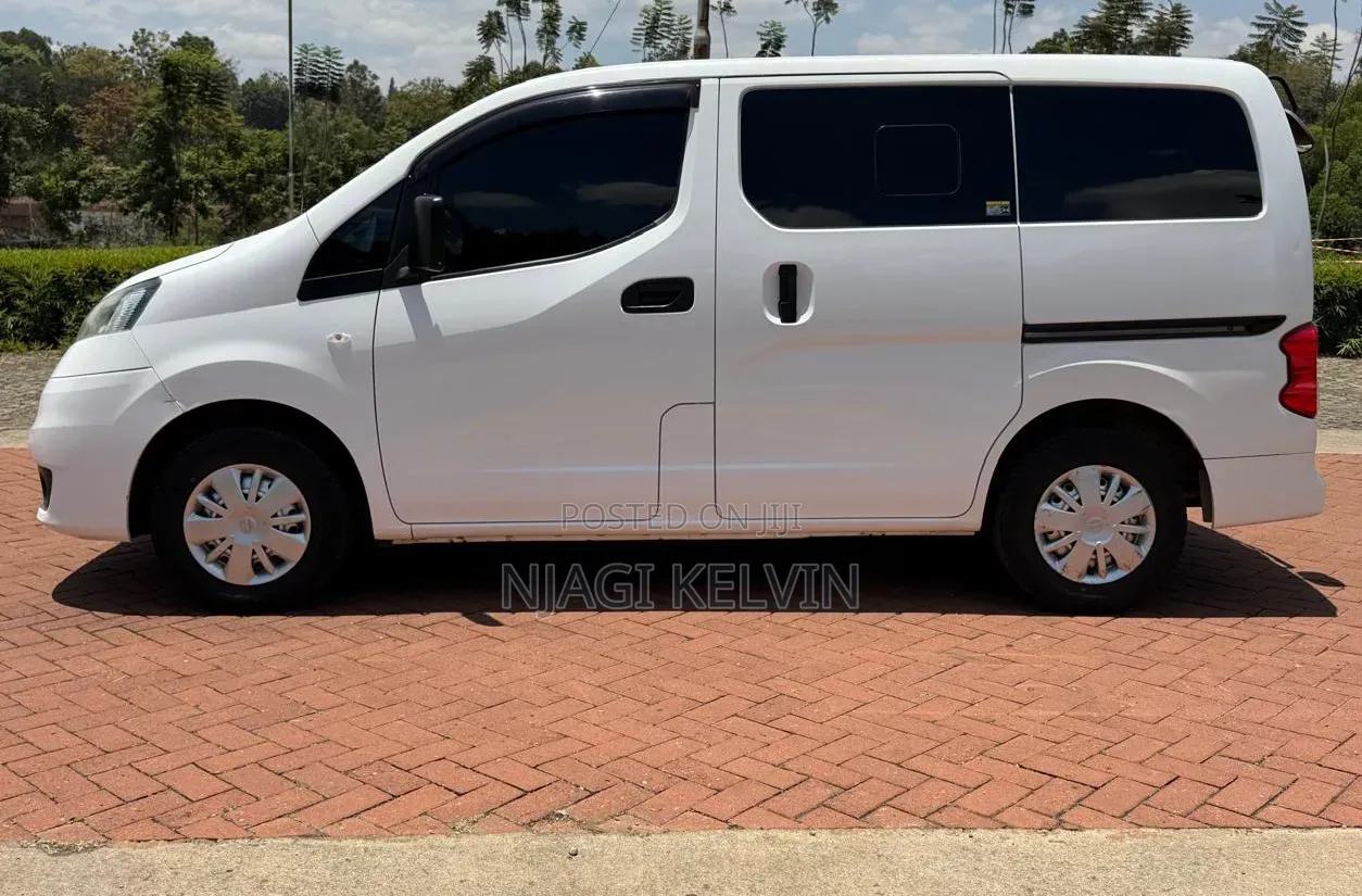 Nissan NV200 2018 White