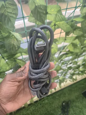 Display Cable for Laptops and Desktop